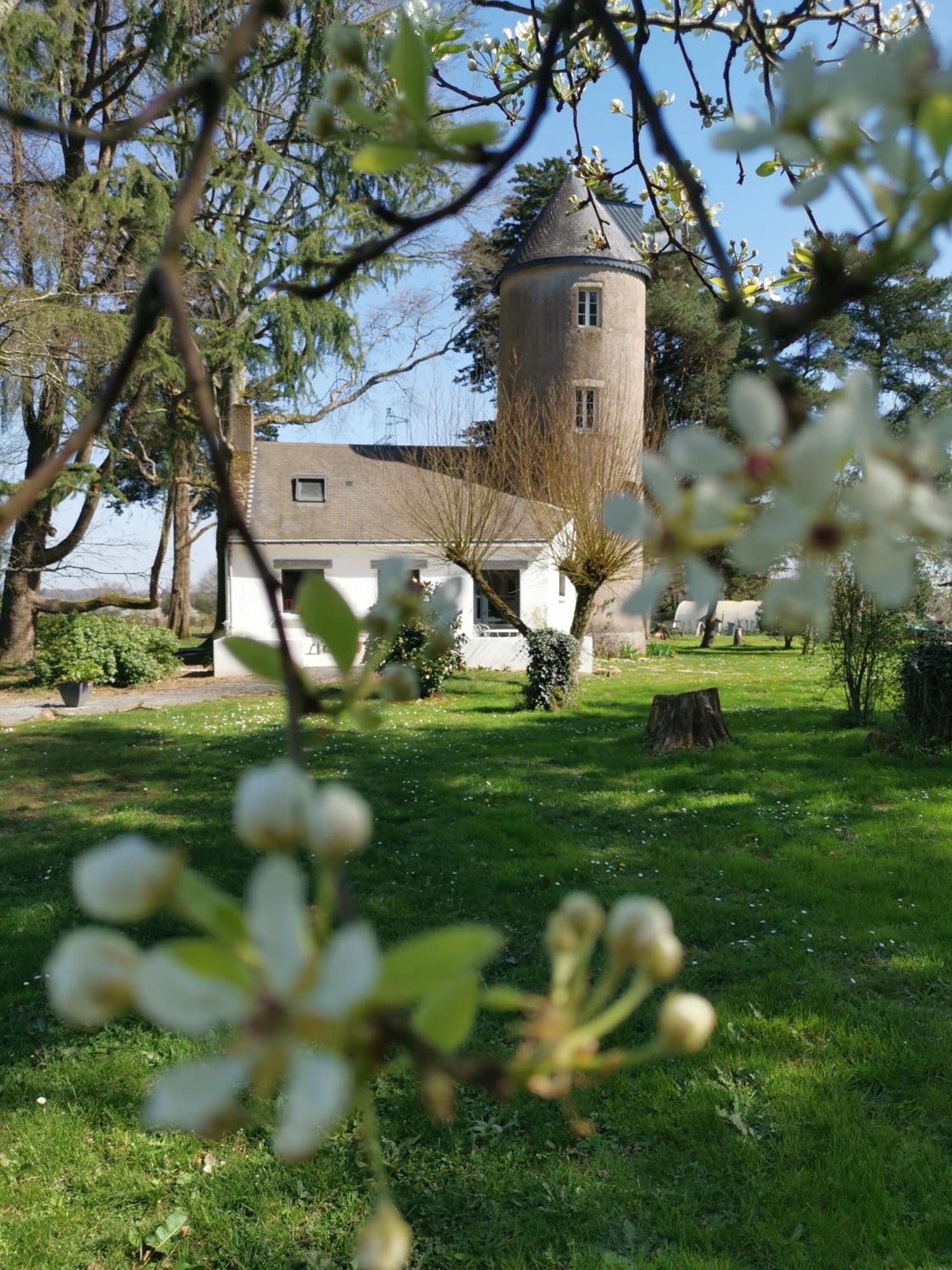Le Moulin De La Retardiere Orvault Exterior foto
